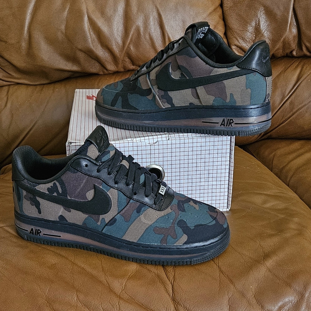 Men's Nike Air Force 1 Low Max Air VT QS Camo Size 10 (Worn Once) PRISTINE !!!